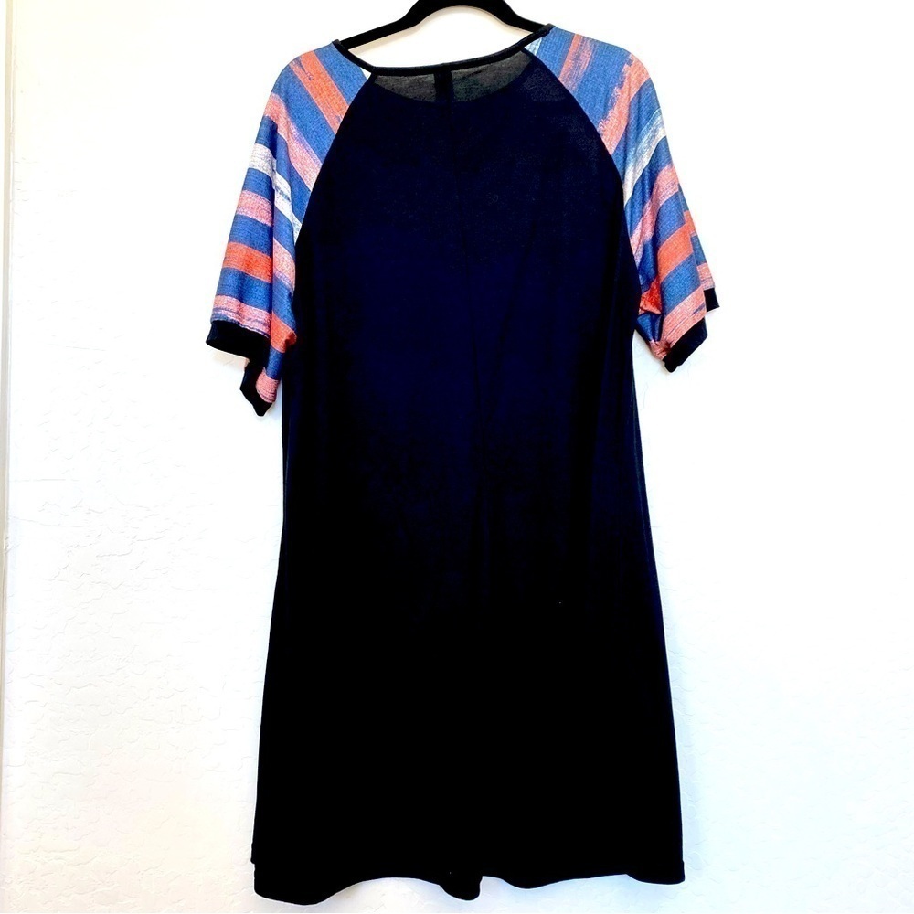EMERY ROSE Plus Striped Print Tunic Dress Size 2X - Picture 2 of 7